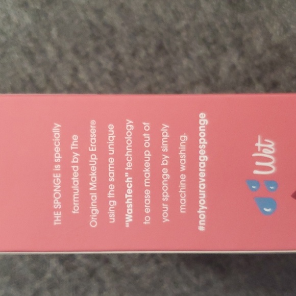 "The Sponge" by MakeUp Eraser - Picture 4 of 5